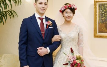 長袖ドレス　シャンパンカラー　国際結婚