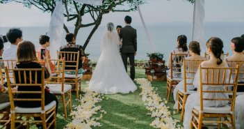 バリ島結婚式　villa pemutih　ガーデンウェディング