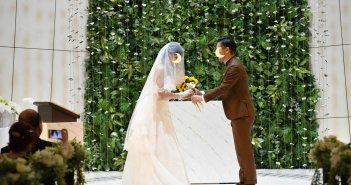 アルモニーソルーナ表参道　結婚式　ウェディングドレス　取り外し式トレーン